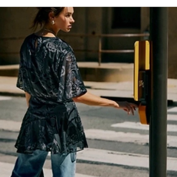 Free People Women Mini Dress XS Black Manuka Burnout Velvet Mini A Line - Picture 3 of 16